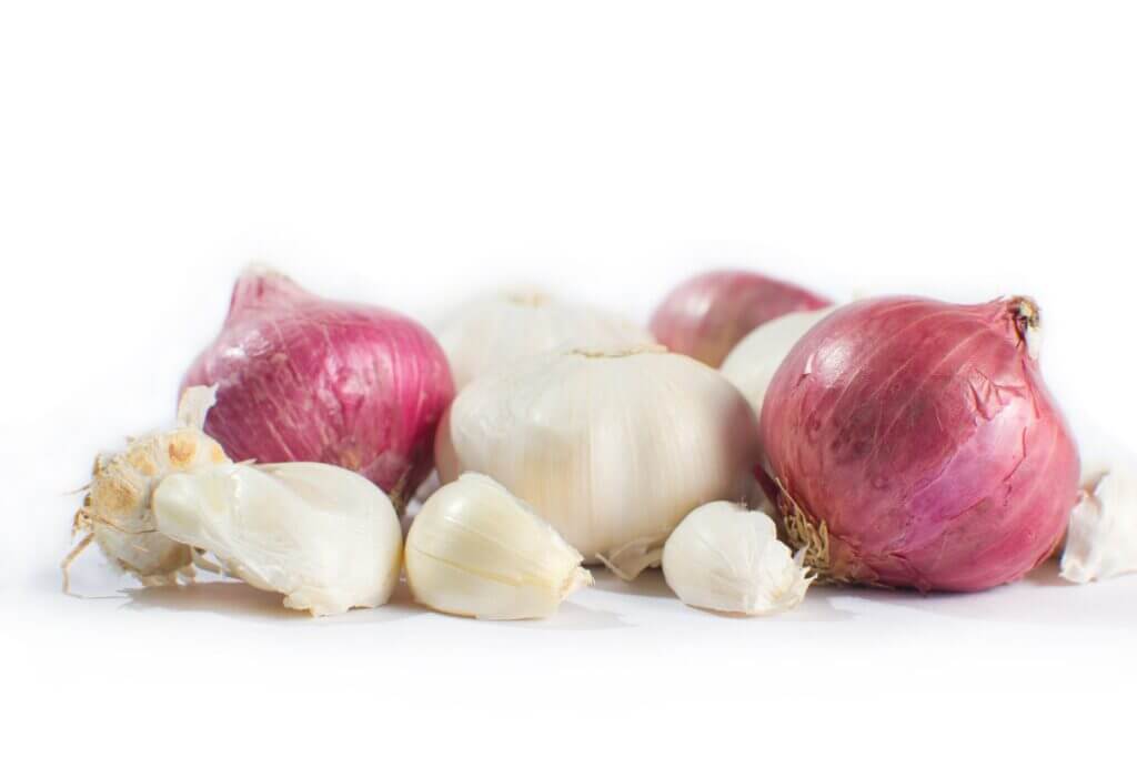 onions-and-garlic